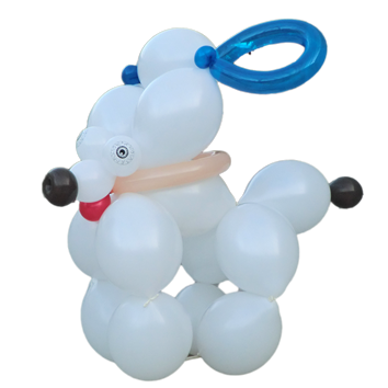 Hier ist eine Ballonfigur zu sehen. Es ist ein Hund mit weißen großen runden Ballons als Körper. Blaue Ohren, schwarze Nase und eine rote Zunge runden das Bild ab.